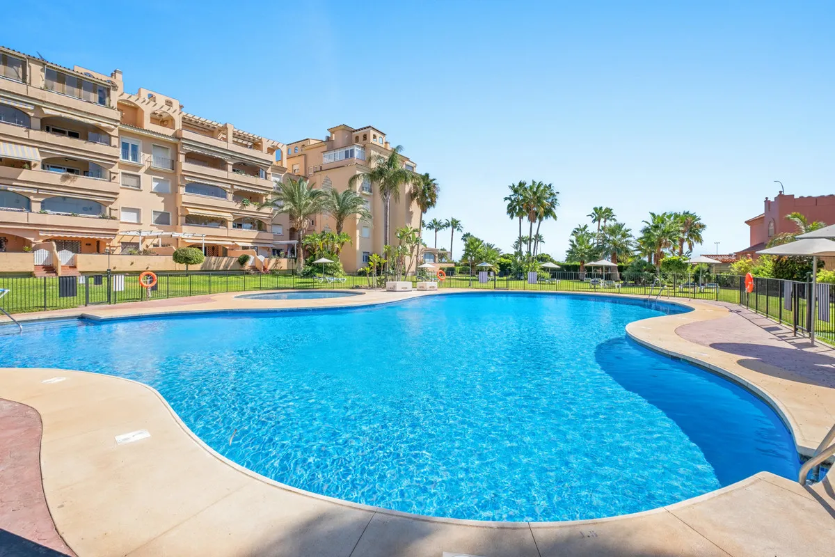 707c77fc-f40f-4bba-a736-8590e8ab001e