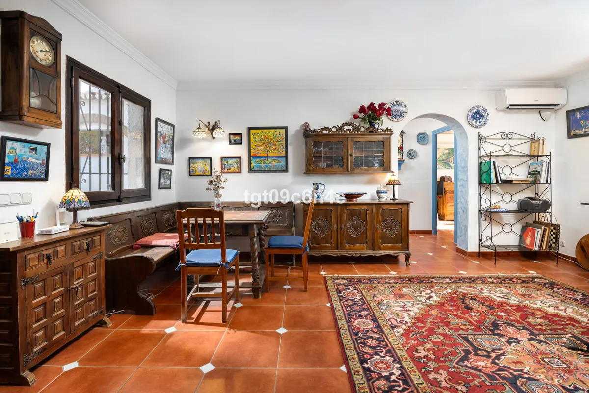 3f5c9c8e-832c-4867-8a5d-2744a6640cf3