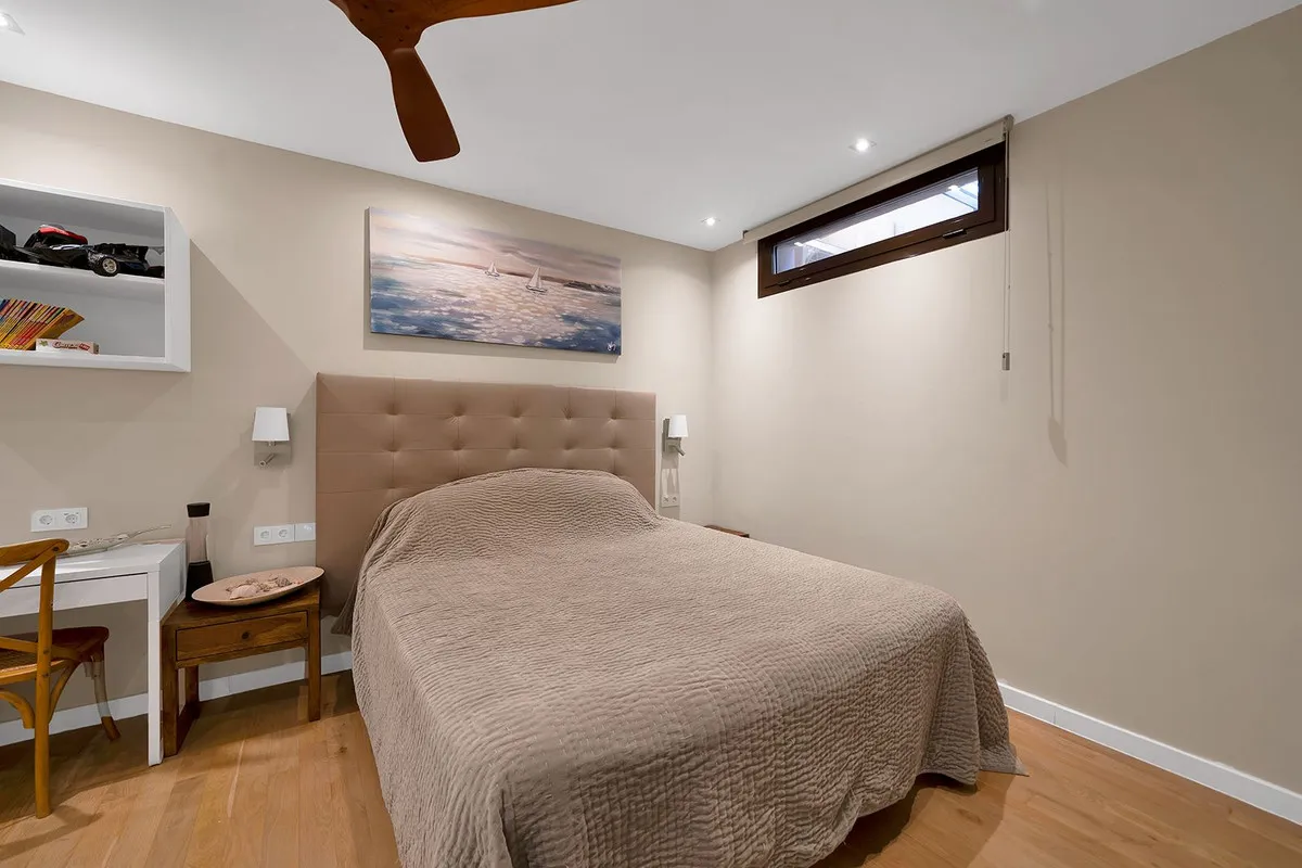 5c0a42e6-4ae8-45c7-87ed-2ed56a4b652b