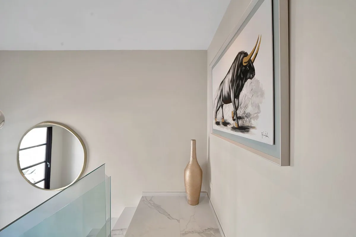 c375b33b-11fc-4c7e-bfa8-c8e5d06aefd4