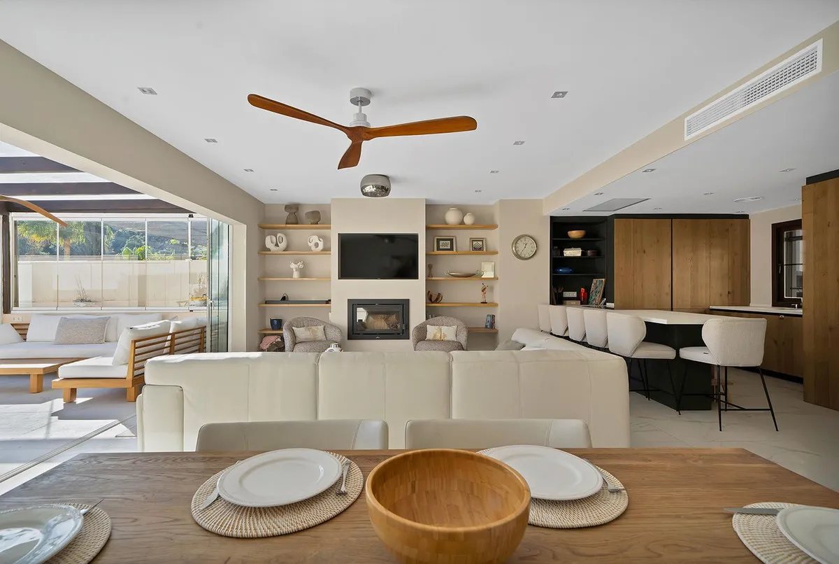 d6315791-4861-4d76-af91-b8c87f3d9ab6