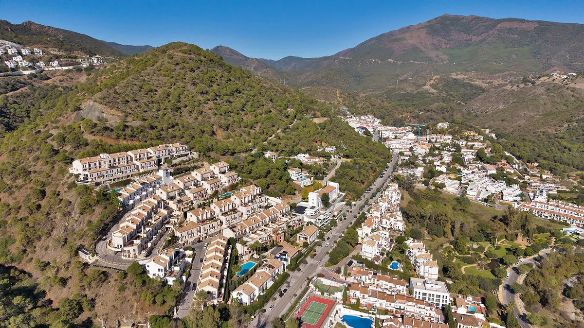 db295ef8-8947-4a55-9eae-29996d1879e4