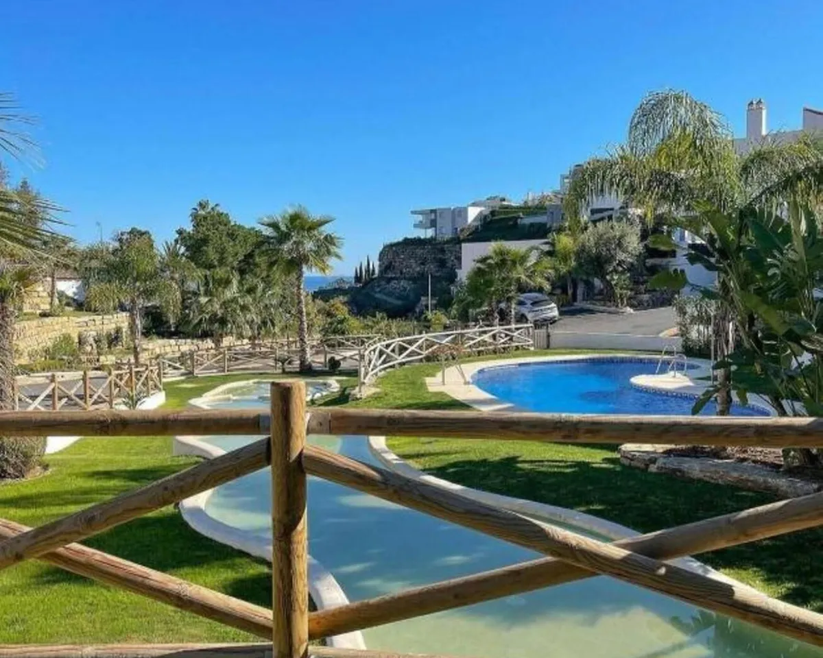 45dd3f63-ae53-4b4e-adb6-ad94daba9fb7