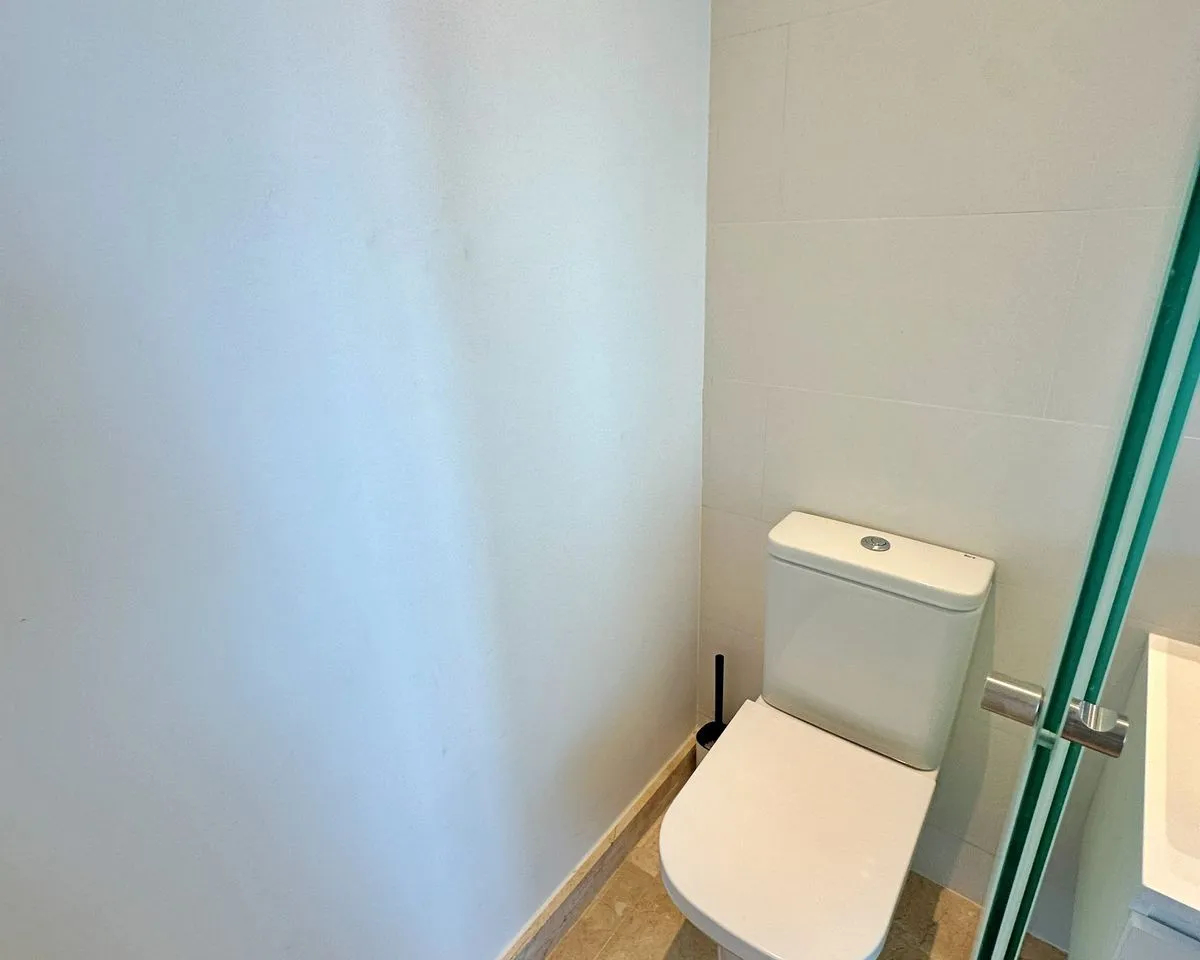 ad1ea102-7b69-419a-adf2-2fbaa108e788