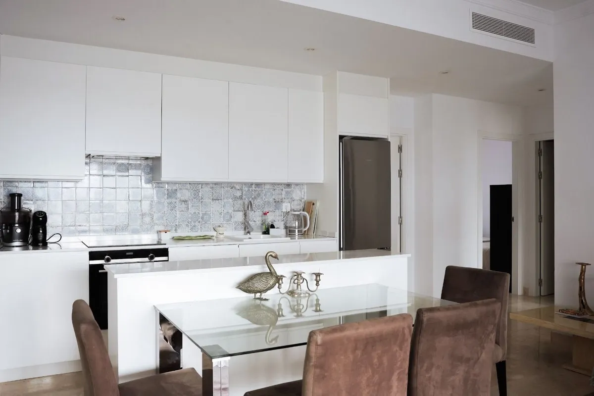 fe1b6af5-26b0-455d-ac8f-bca3a1034c40