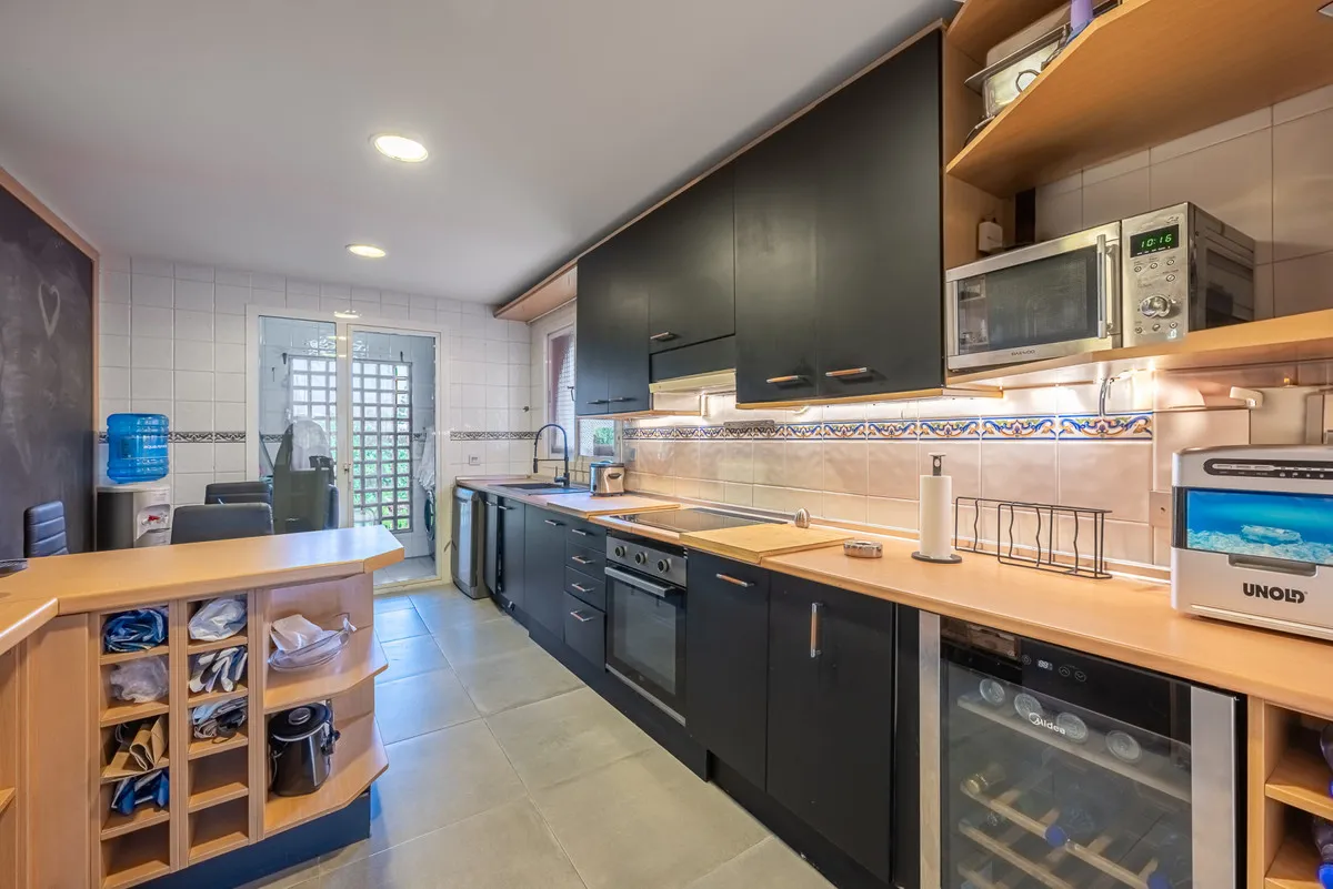 19810661-c1b7-4d7f-b5bd-5456c0472278