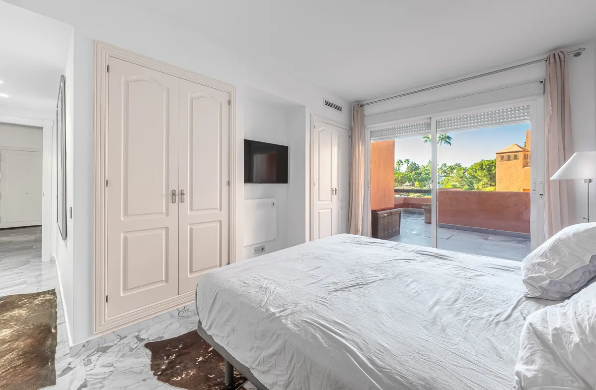 3111b627-a59c-412b-a580-290f32dbba89