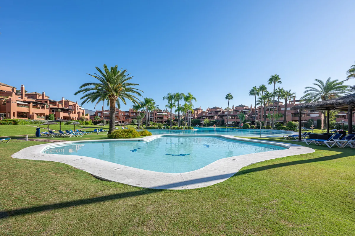 4a62832e-83af-433c-82ab-f8e28c50c989