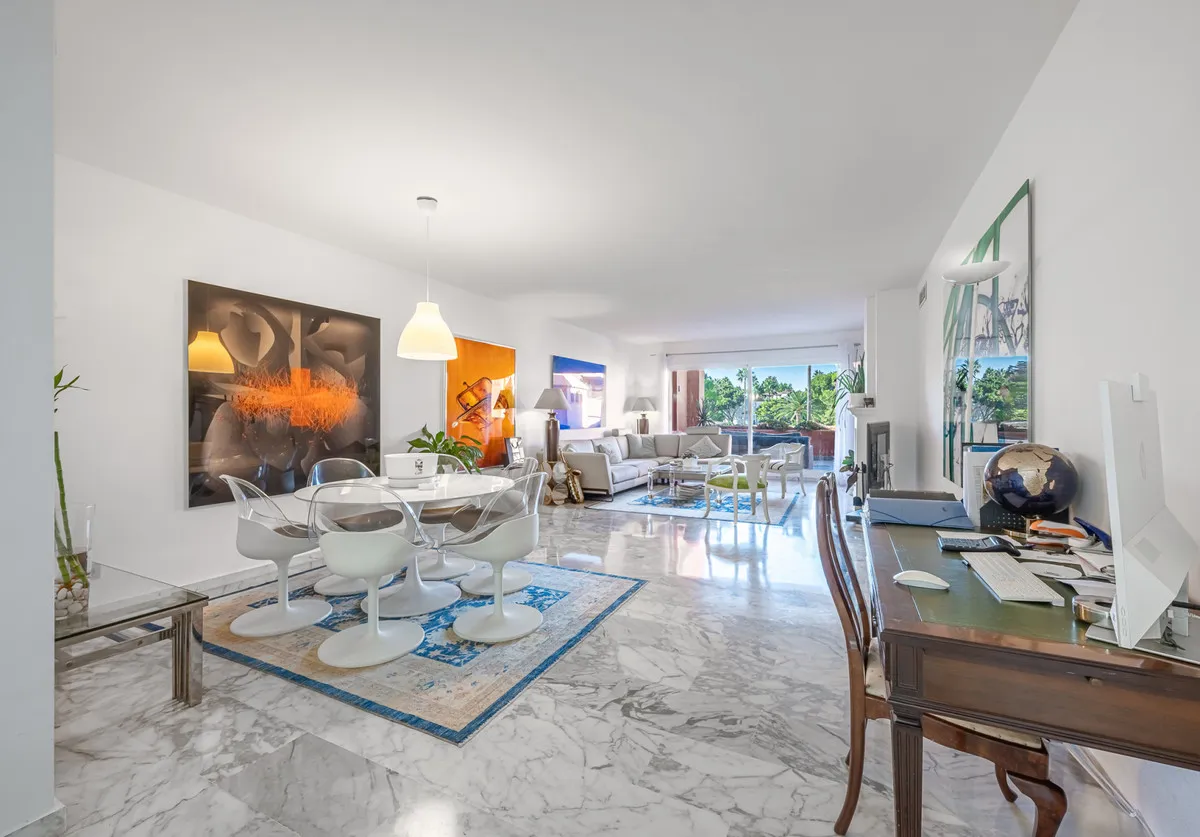 d4cf1bef-45c5-4a74-b08e-7e2a0f9e740c