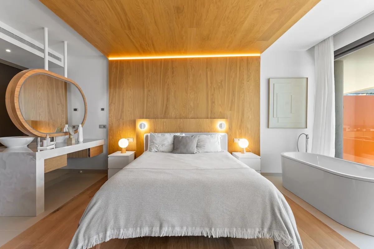 5dc99874-72ce-4cc6-8e00-360cce131b5a