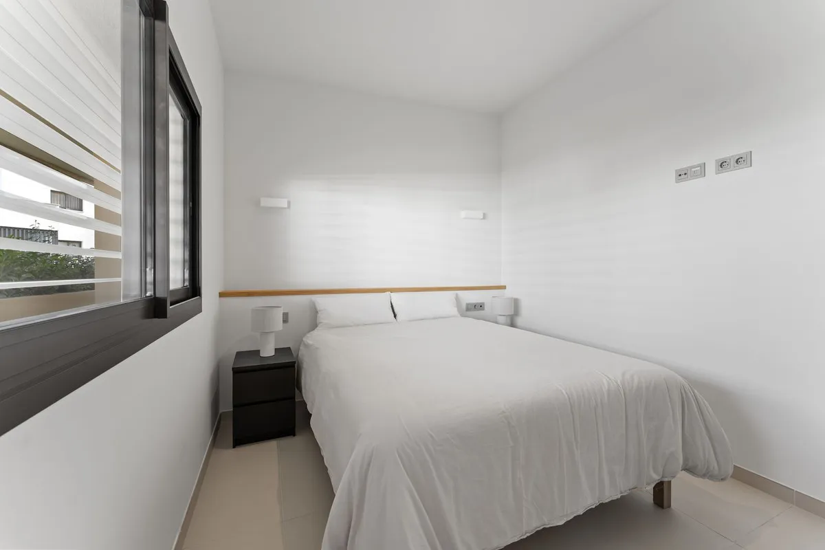 72328aad-f086-4d66-8ee6-c8b1cdbc7d5f