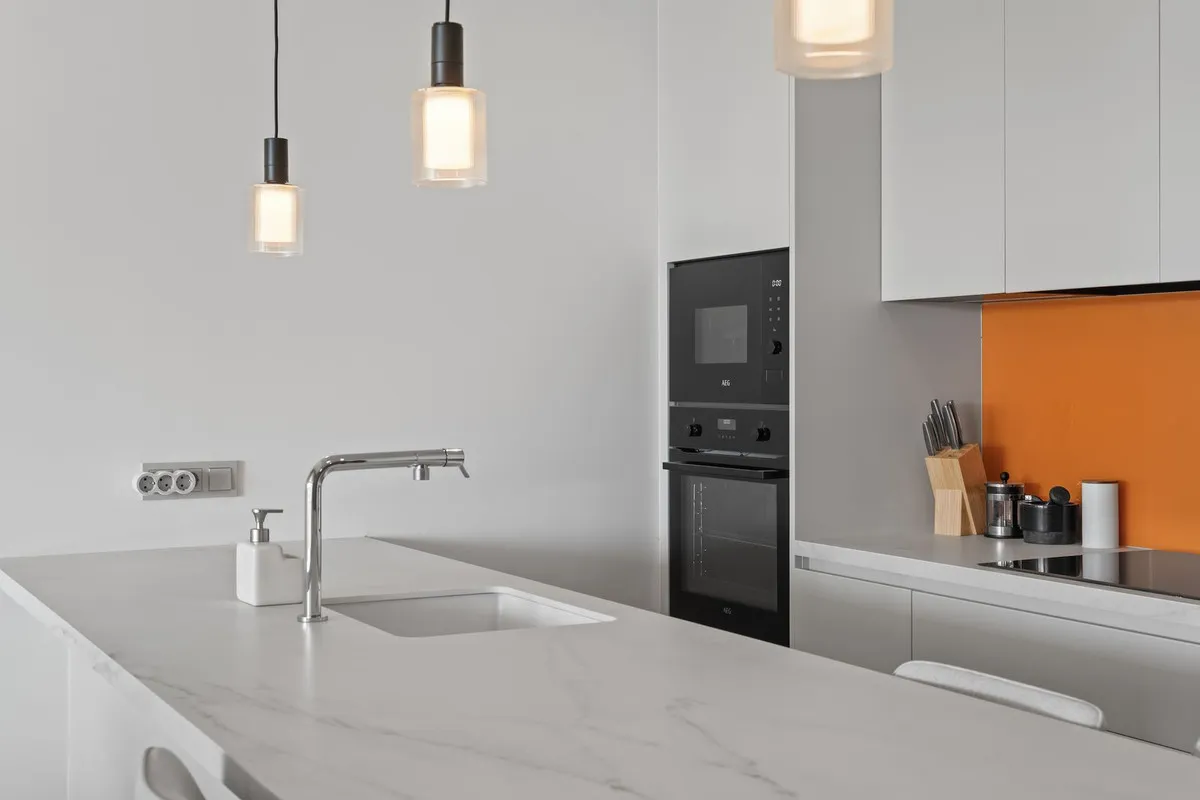 fd00f956-3034-4b4d-b377-ed20953bd732