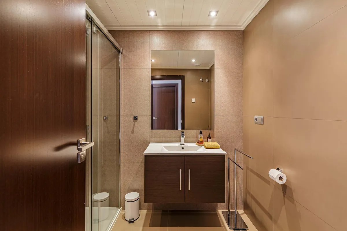 396c795d-e5c8-47a2-b3bc-1d177889ed26