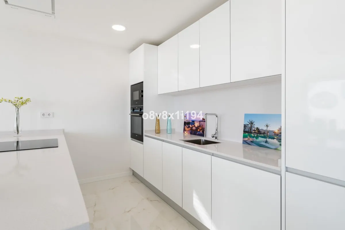 4f260125-b74b-427e-a91d-16badd3b8ecf