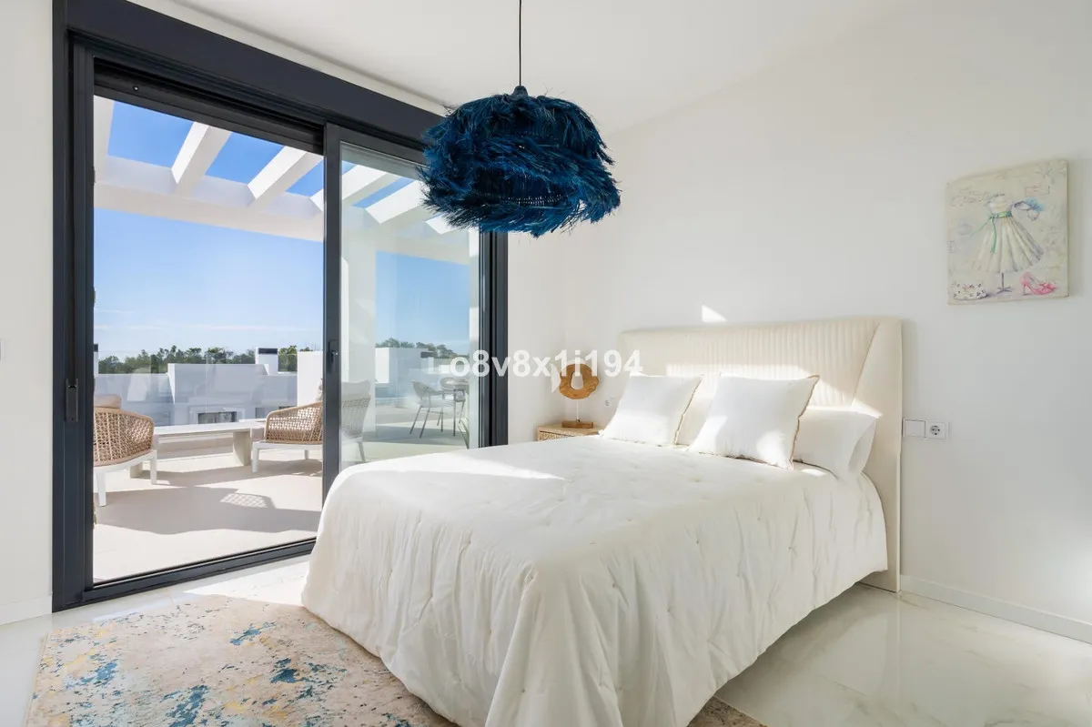 c6133276-e1d9-4f0f-874d-05dbe594f392