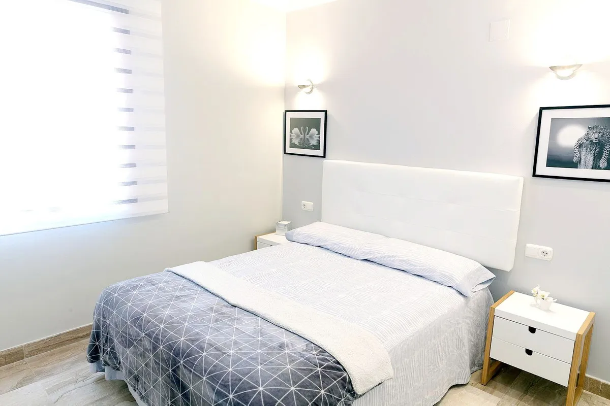 05b7bfaa-7561-4189-b35b-cc74f933051e