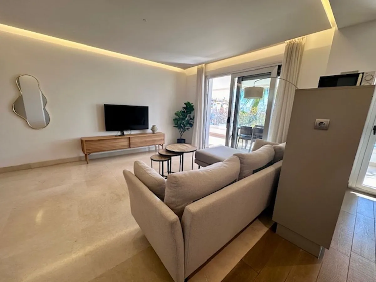 c7840d3b-df46-47f1-9897-a110e26b3a5f