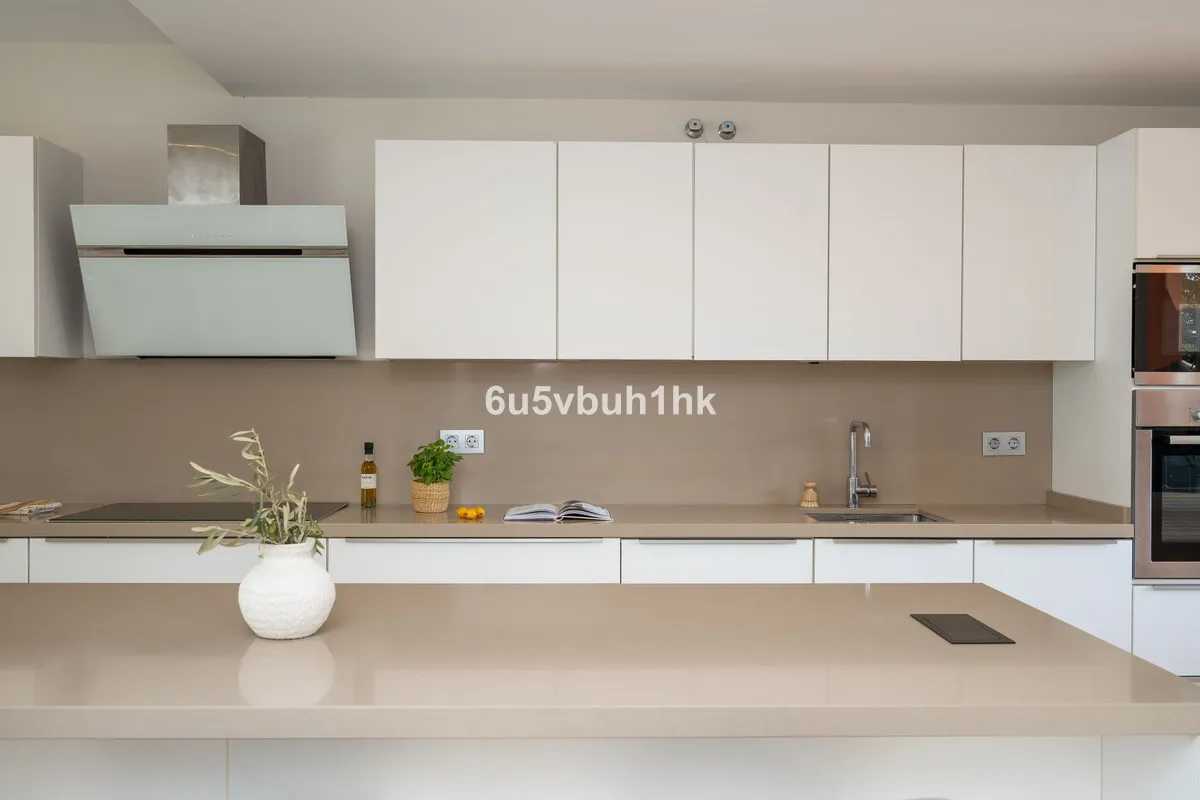 a99fcb4c-b006-4acc-8874-8c0eccca313f