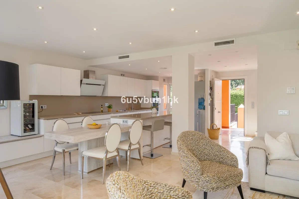 bea69a2e-5ae2-4e14-a9d2-964ebd0deced