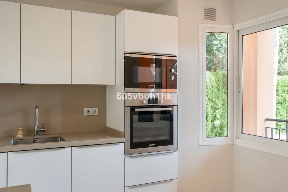 ef083e34-c588-46a0-b538-e483cf245b1d