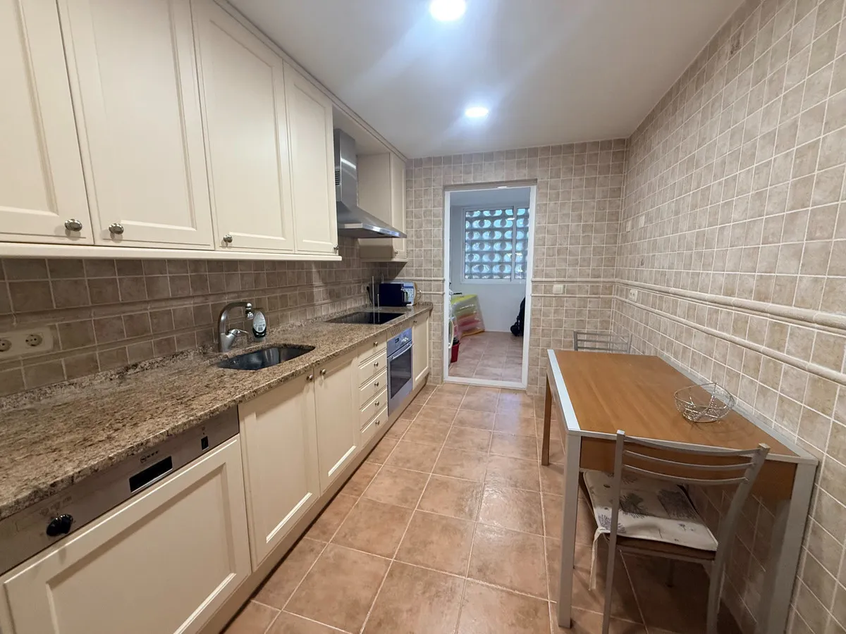 3fa34882-c7b1-4382-b827-e8159e923bc3