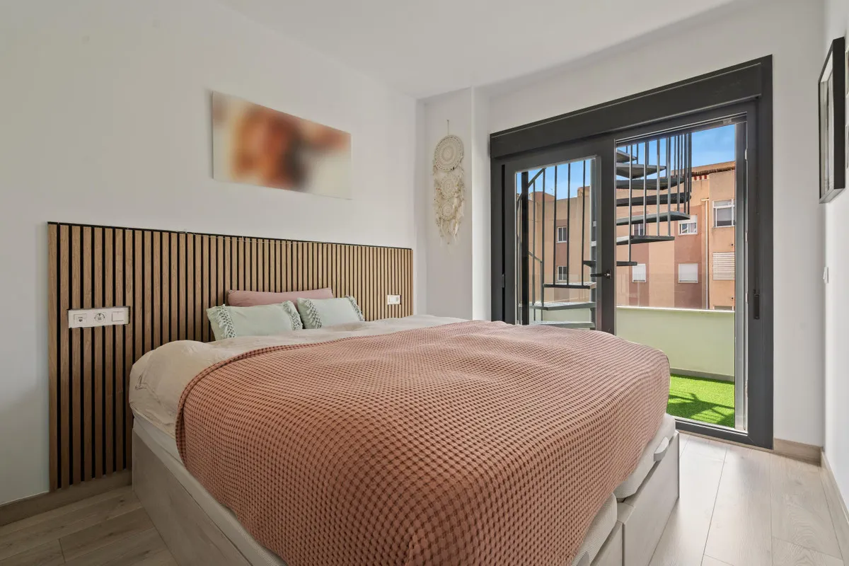 92fcfcae-eb65-4dc7-b70a-5c3c2fd2e382