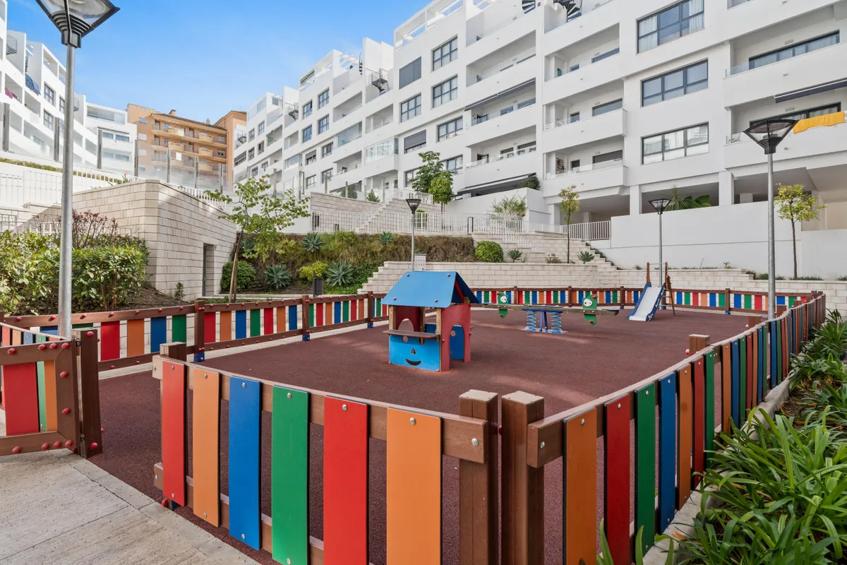 b1d3aa79-16dd-4f74-a13b-be8509c10c7f