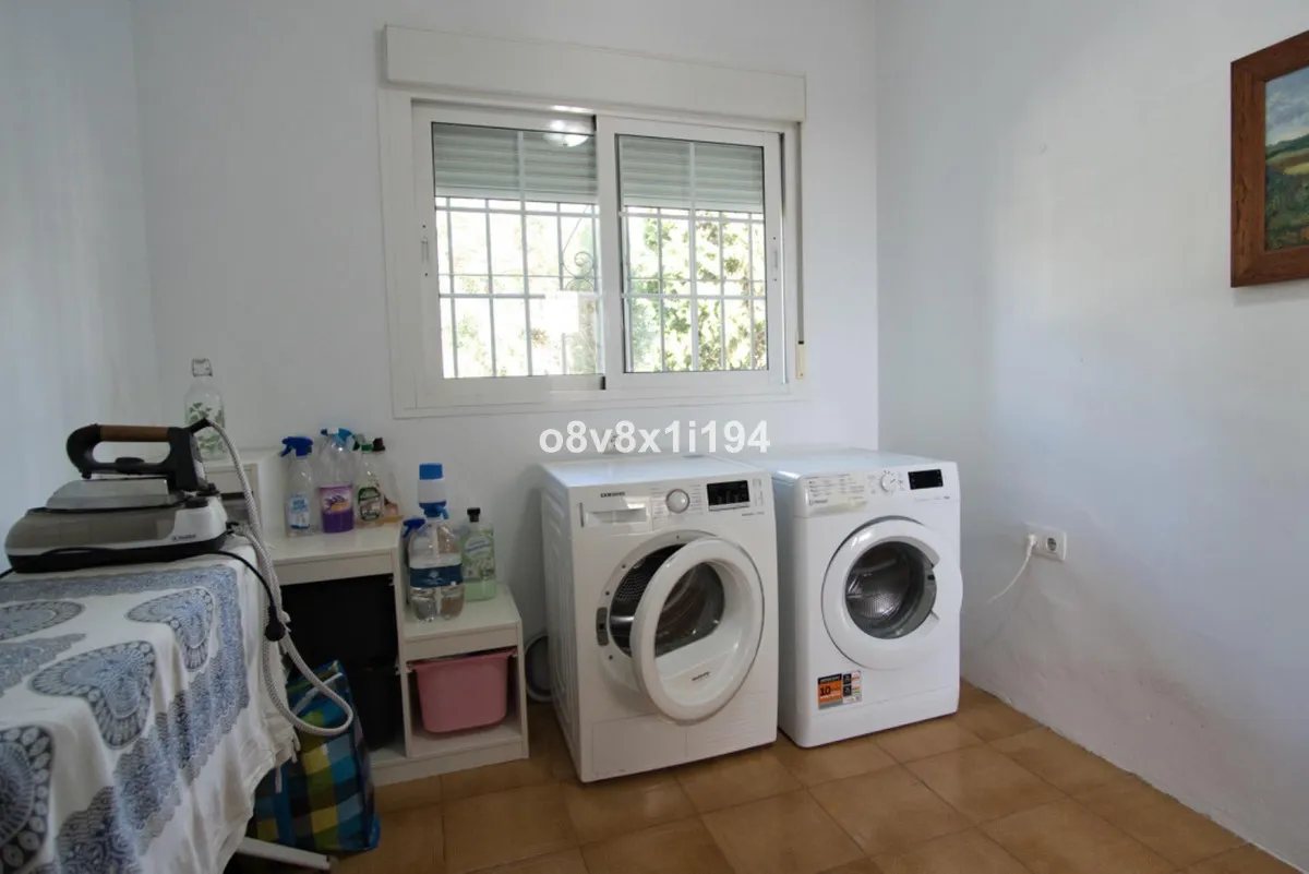 57dfc3f2-b726-41cf-934e-f4b6249bd657