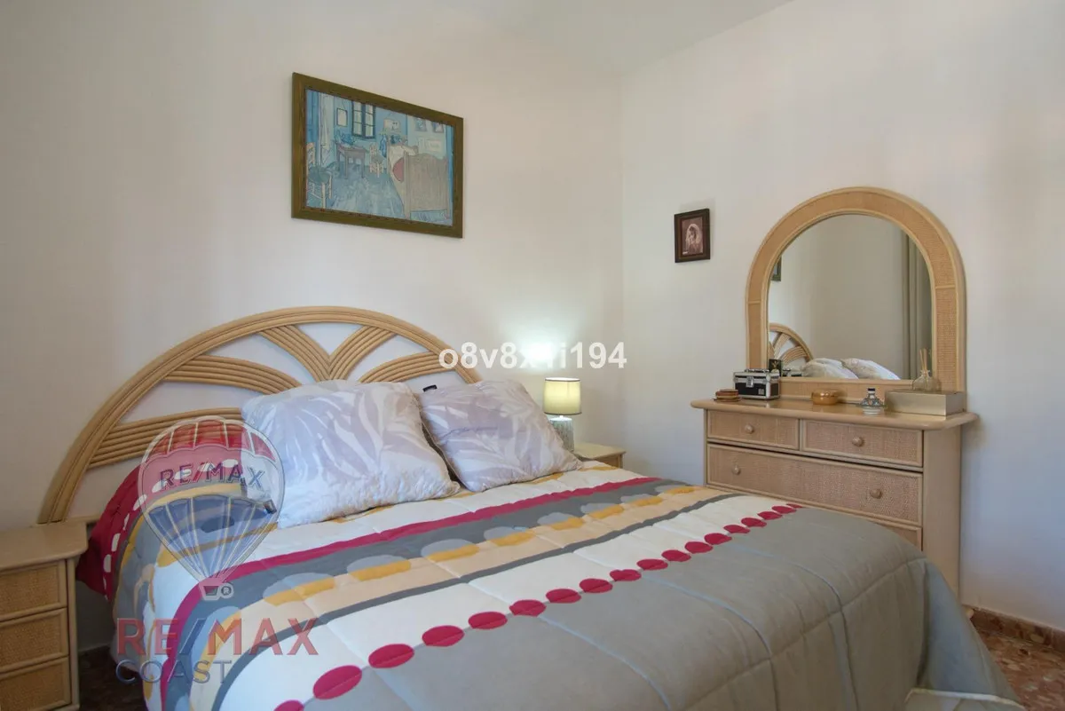 33e9e27d-400a-41c3-a497-5c13cd3a129e