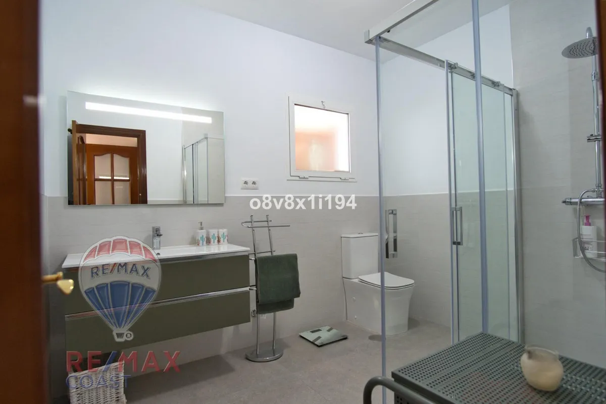 c74e39e8-fd9a-4857-b22f-20eba46f8c3c