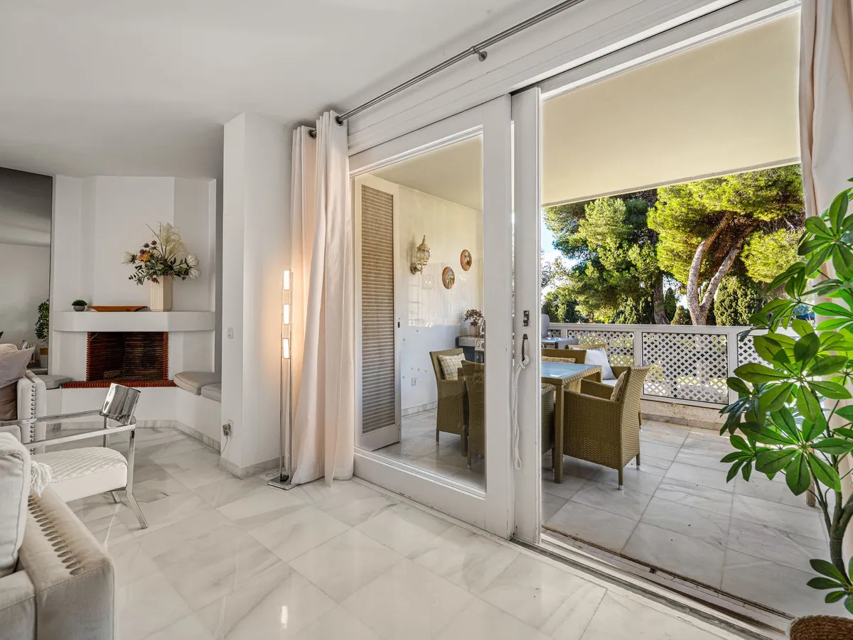 e4aa6849-6886-4bca-bca7-68895d07938a