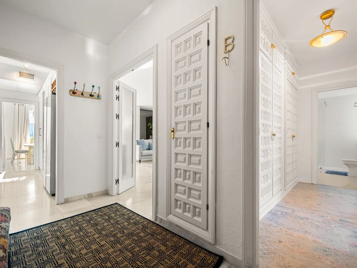 f6148a55-6db3-432a-bb6e-bfb3441e0965