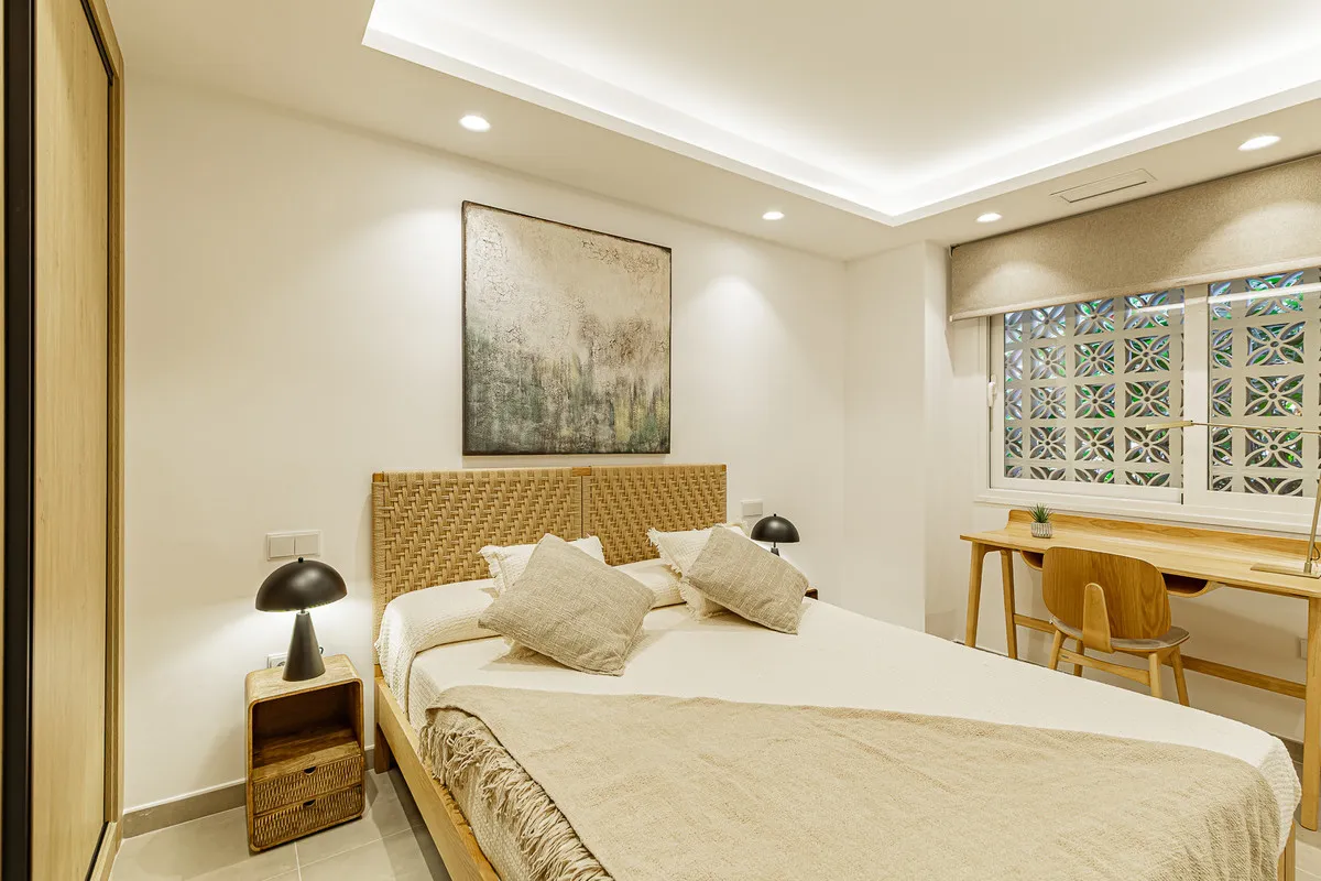 1195b41e-5f7f-41e0-94c8-3ffda70da942