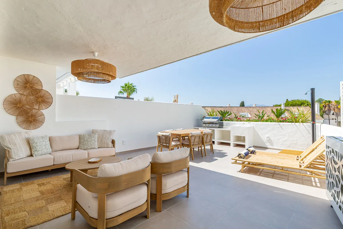 dff94908-ec76-4a1d-8187-4ea8e061624f