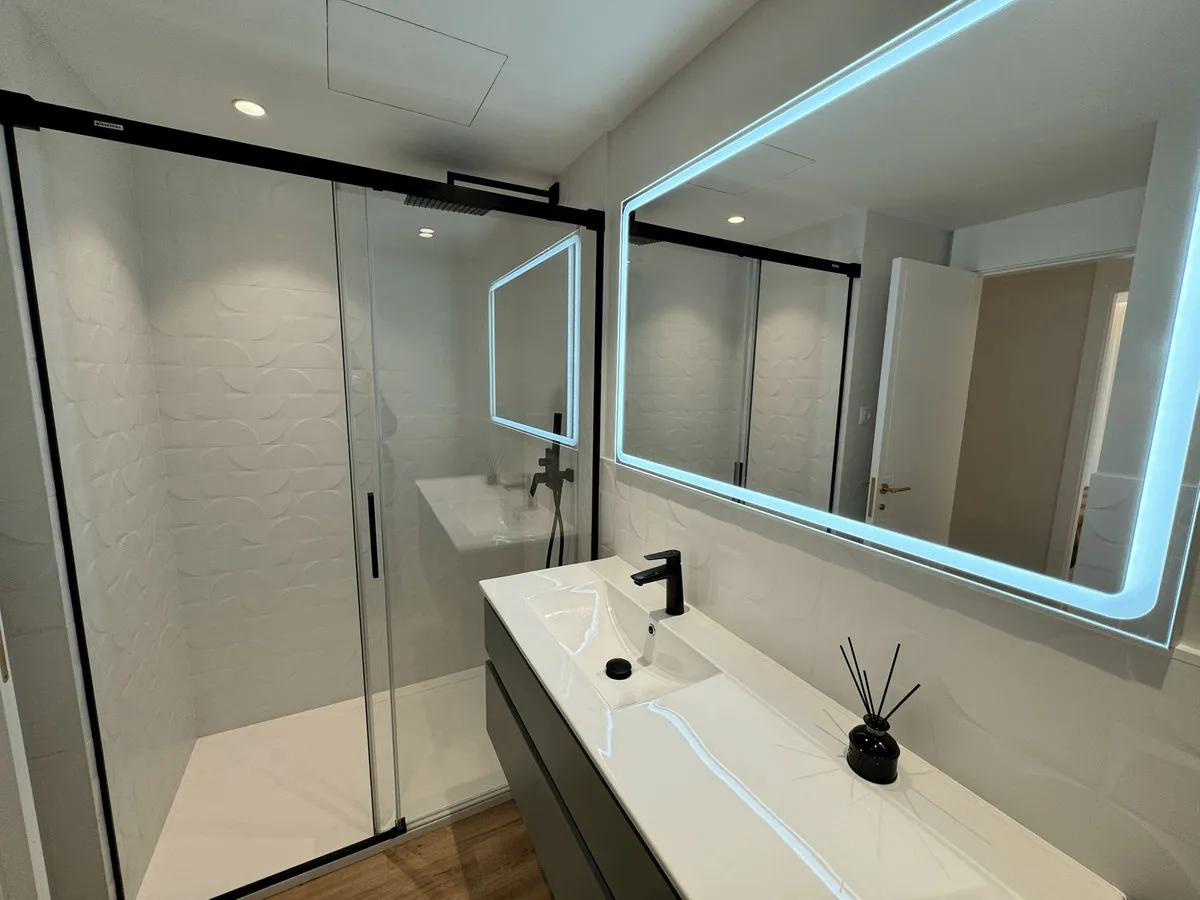 ce2afa15-c6a3-43e3-8900-afb2de8cb20a