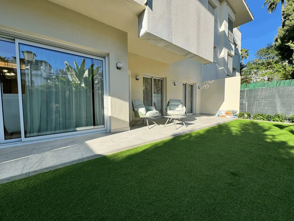 f32512ed-9915-4d4b-be0f-9ce4758981b6