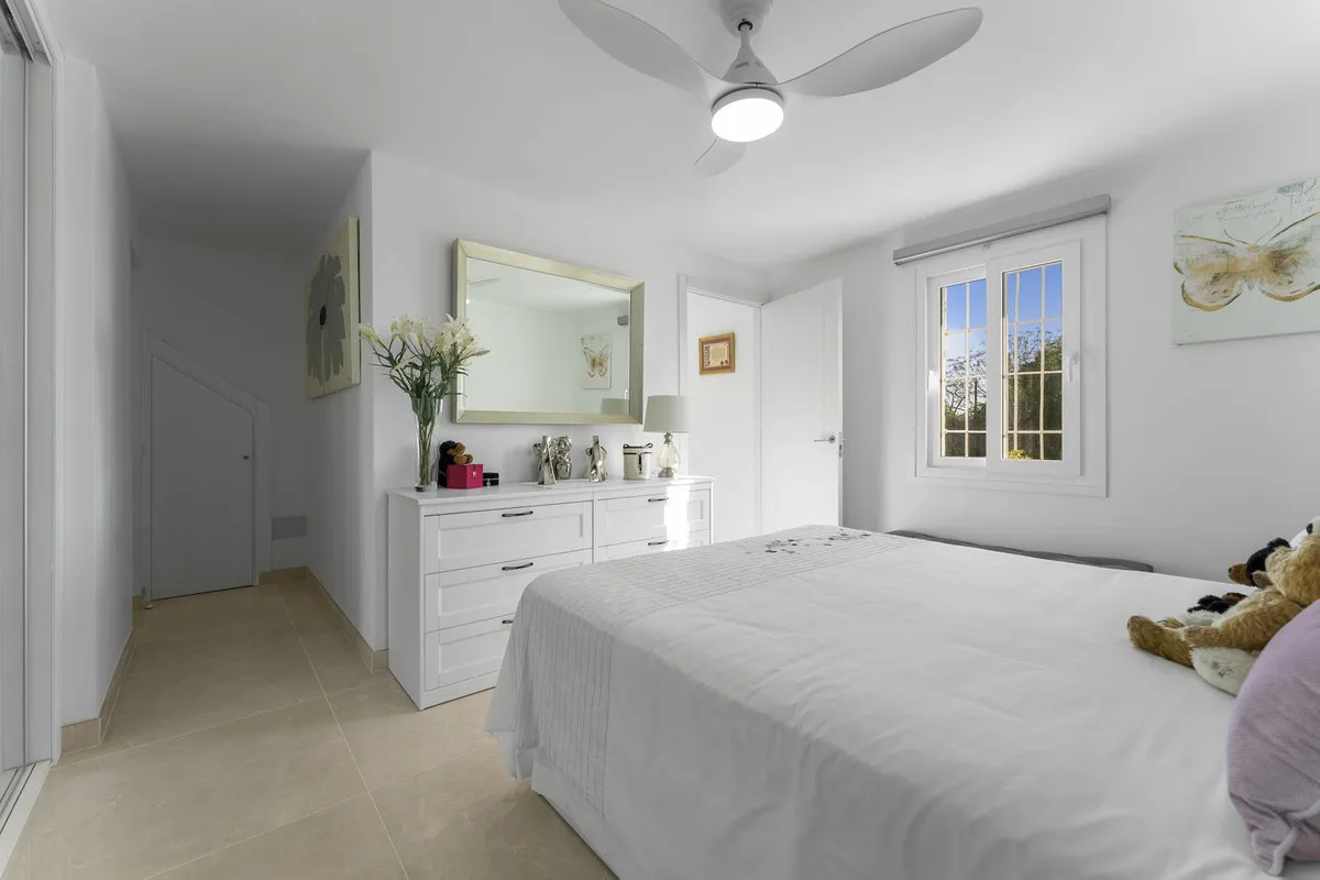 2d2f4389-d40c-4674-9ade-5743ddecfae7