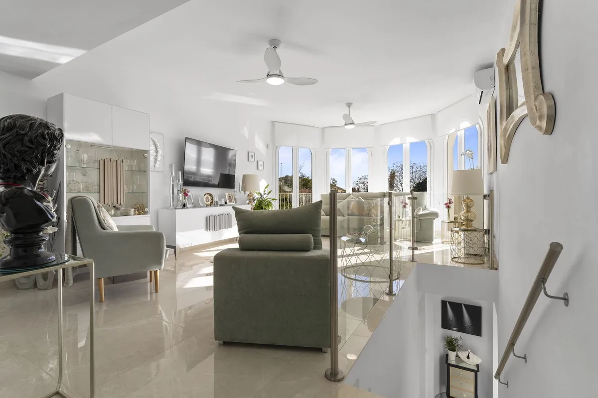 672377e5-3654-4bfc-950f-3a976a5f330f