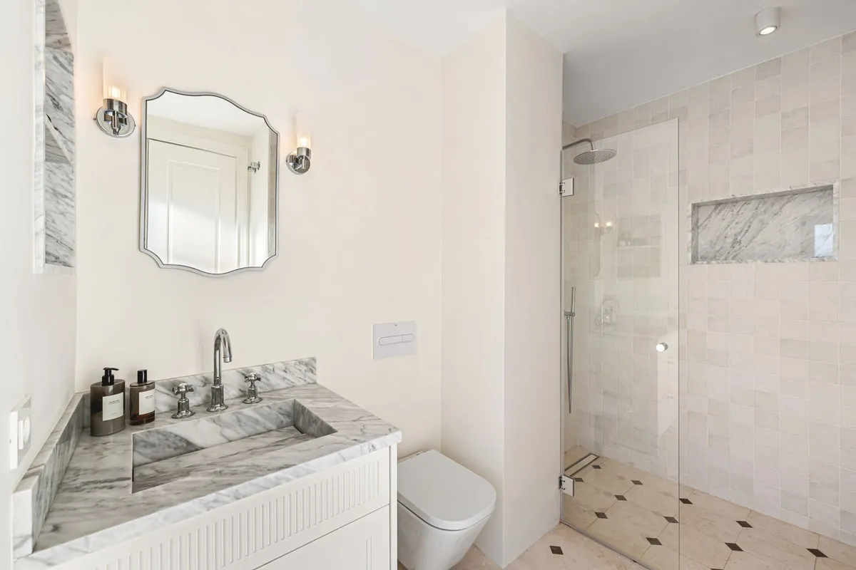 c6bf5824-e4ca-4be1-ac66-b257dc4bdc94