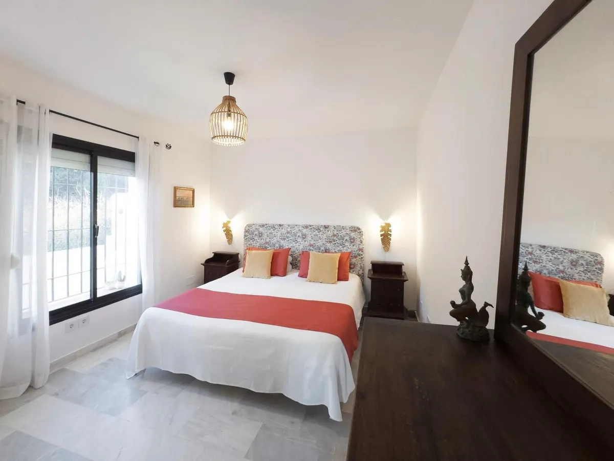 0ac9e82f-c915-4f0b-9a77-731502eb3762