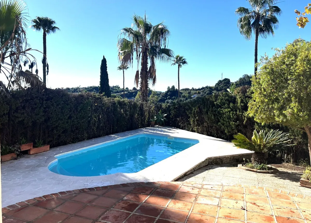 0fd85557-cbe8-4487-81f3-fb0d6093369d