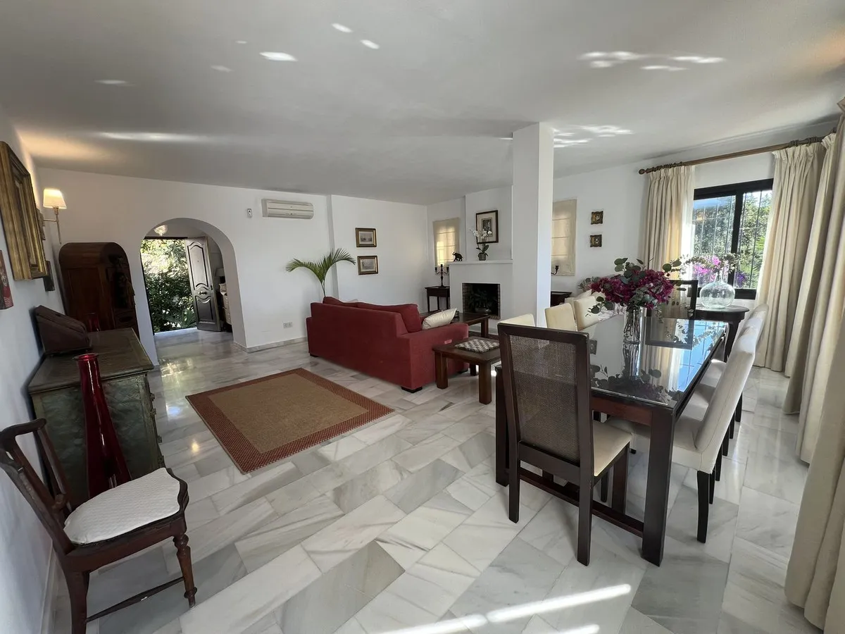 a4dc9f12-fd2b-486a-885f-fa7c6966704f