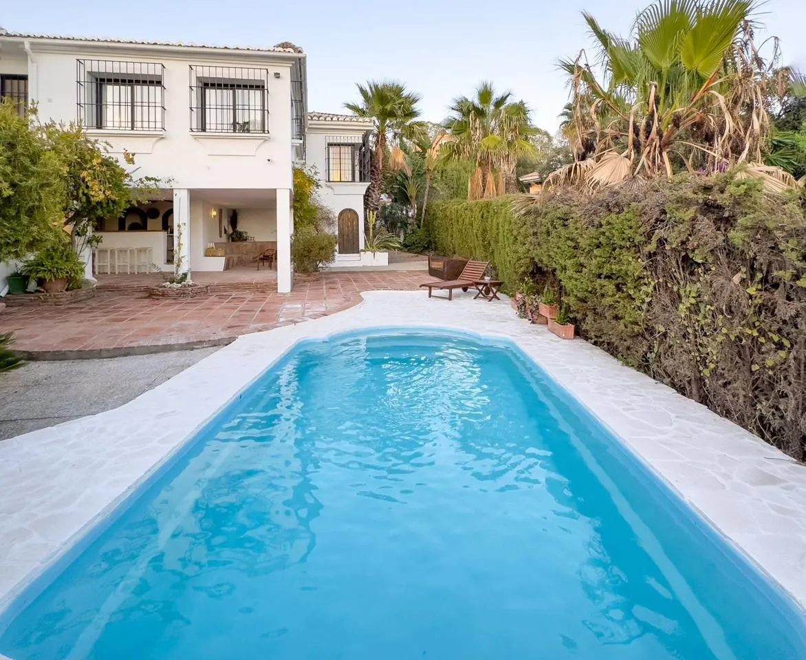 b1e05390-9d62-4ad8-bbef-233ae1e1fbfb