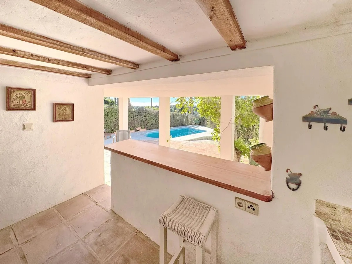 dd53104e-19be-4f8b-b02b-50dc0363e98c