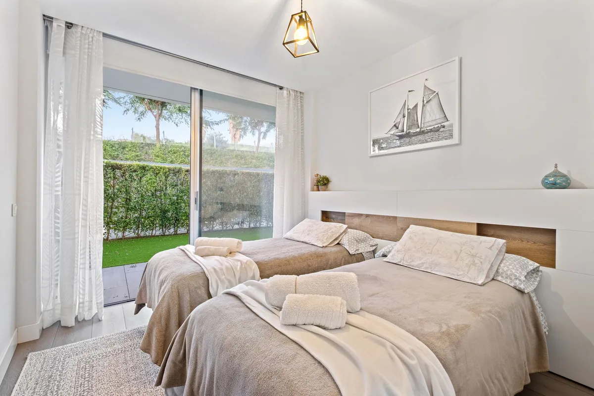 1baa1353-231d-401a-b65f-372df6273f4b