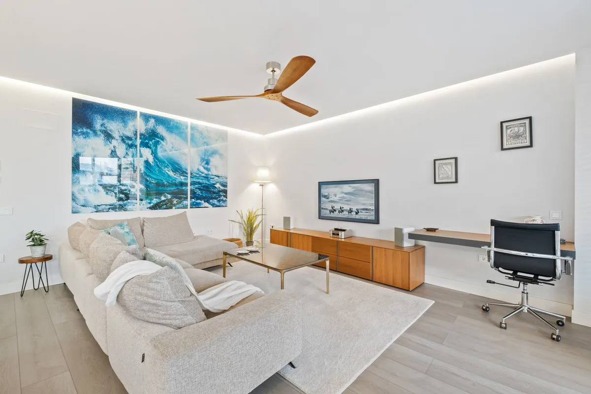 f571334a-9500-4f6d-adbe-245b07468d4c