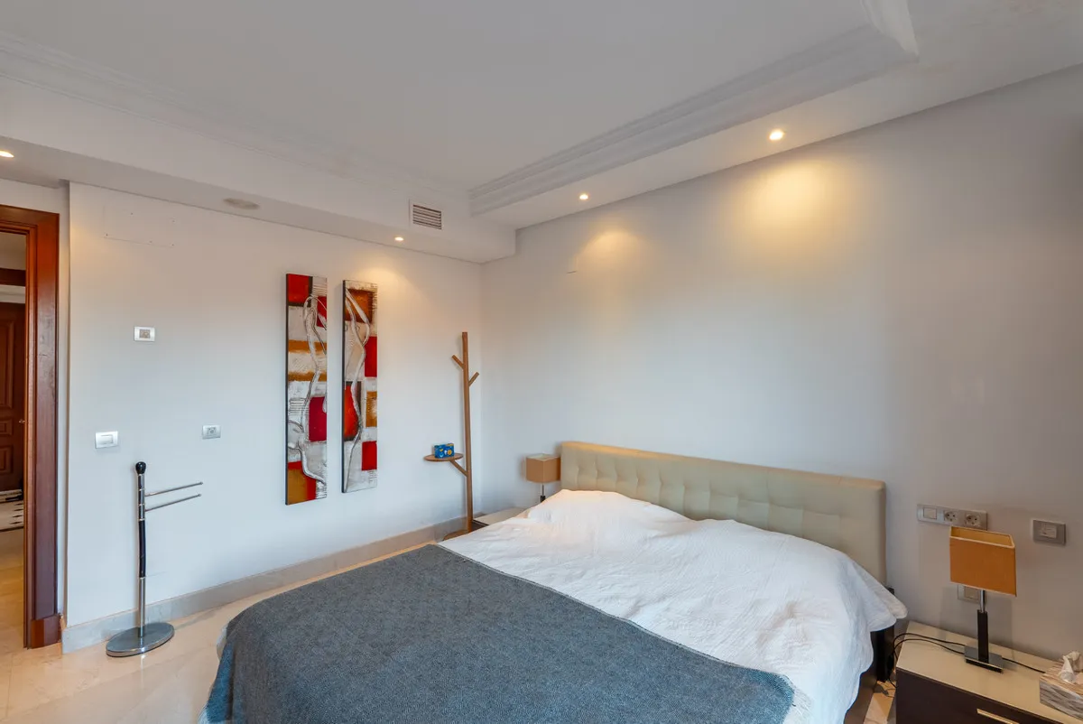 8ccbf659-612f-4e71-b572-53e2d9ba02cb