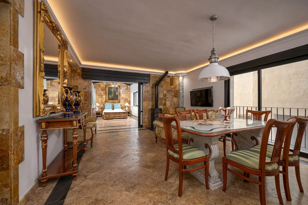 406241d1-47c0-4302-acfc-36f7eda1448e