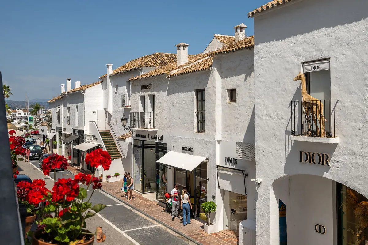 bbbc928b-002a-4b9d-9674-a7f0d2cbd0e1