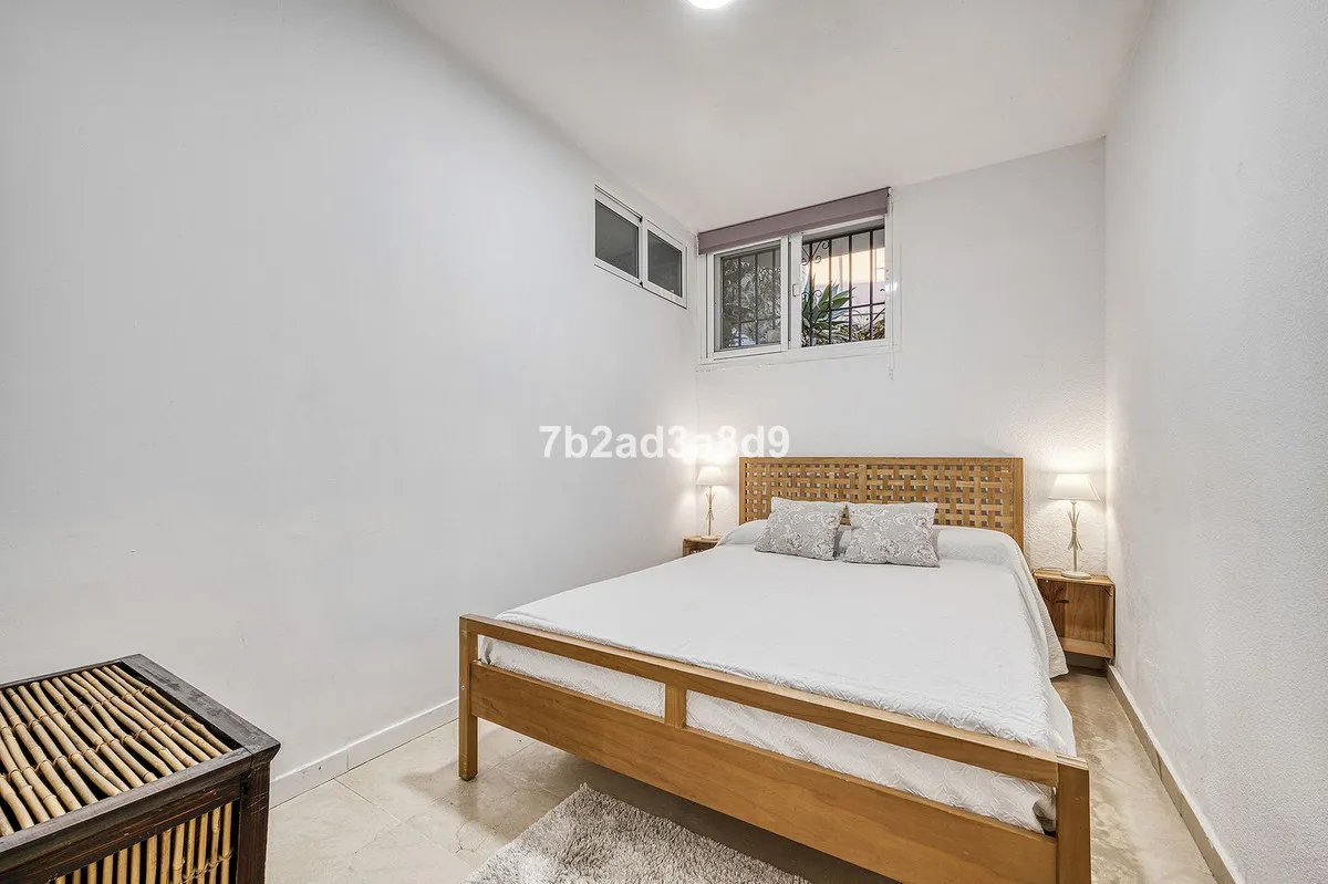 deec9cc2-df96-4f96-bab0-a77cf8c24439